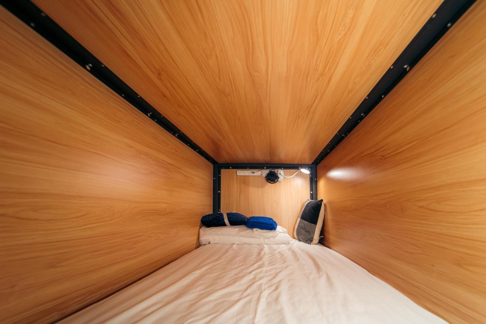 Capsuleaccom Hostel غولد كوست المظهر الخارجي الصورة